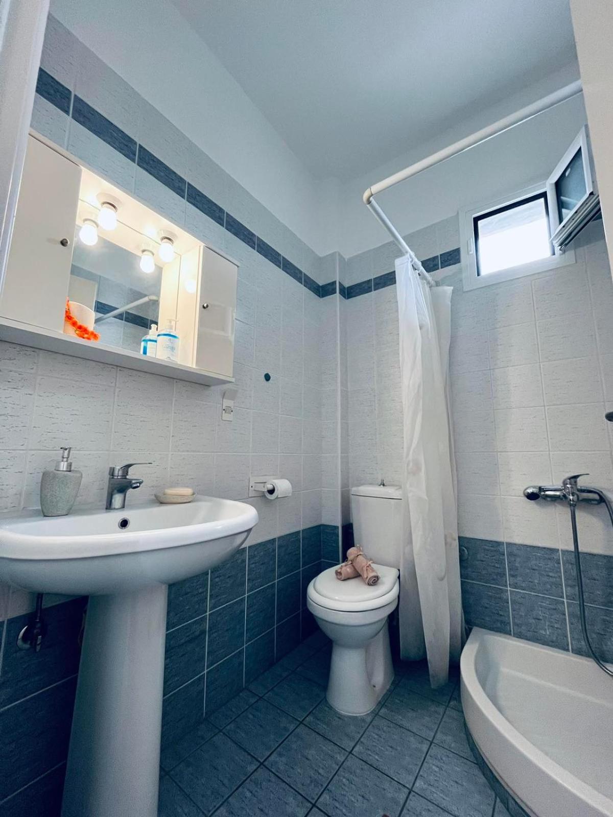 Ocean View Apartments Vrasna Bagian luar foto